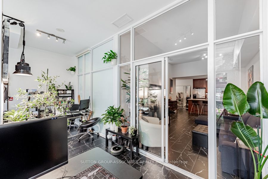 628 Fleet St, unit 110 for sale - image #5