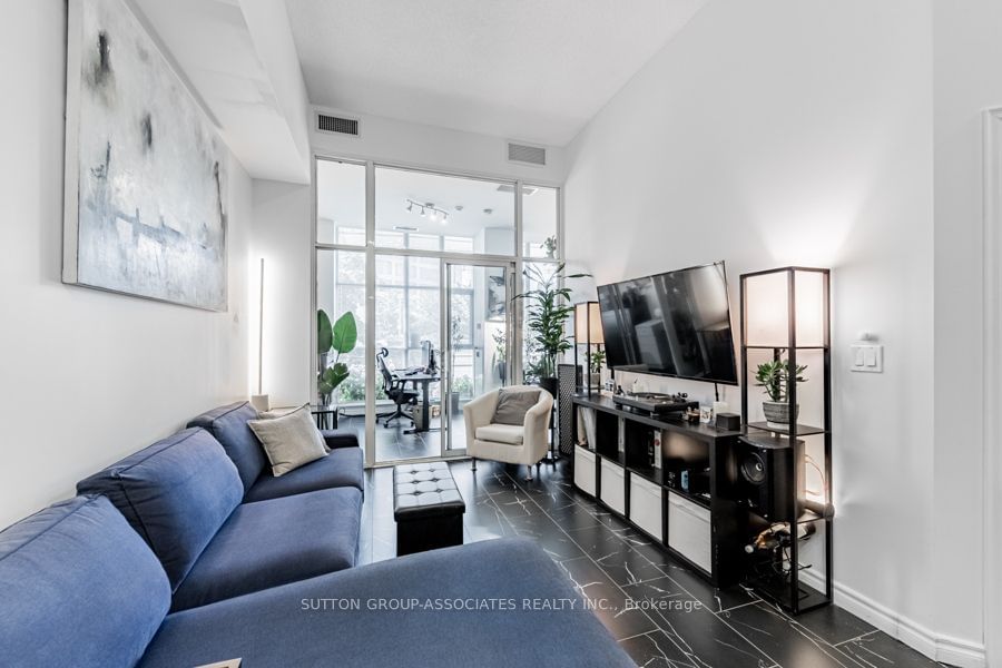 628 Fleet St, unit 110 for sale - image #9