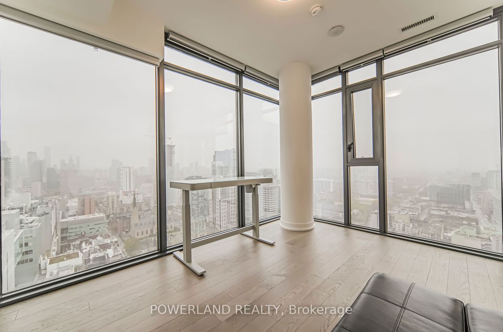 20 Lombard St, unit 3416 for rent - image #18