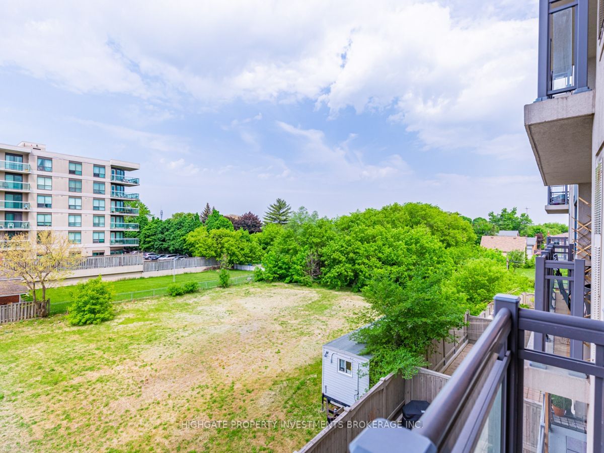 872 Sheppard Ave W, unit 312 for rent - image #21