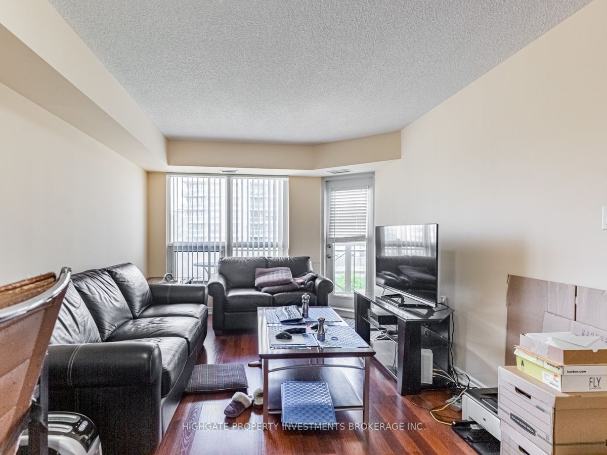 872 Sheppard Ave W, unit 312 for rent - image #8