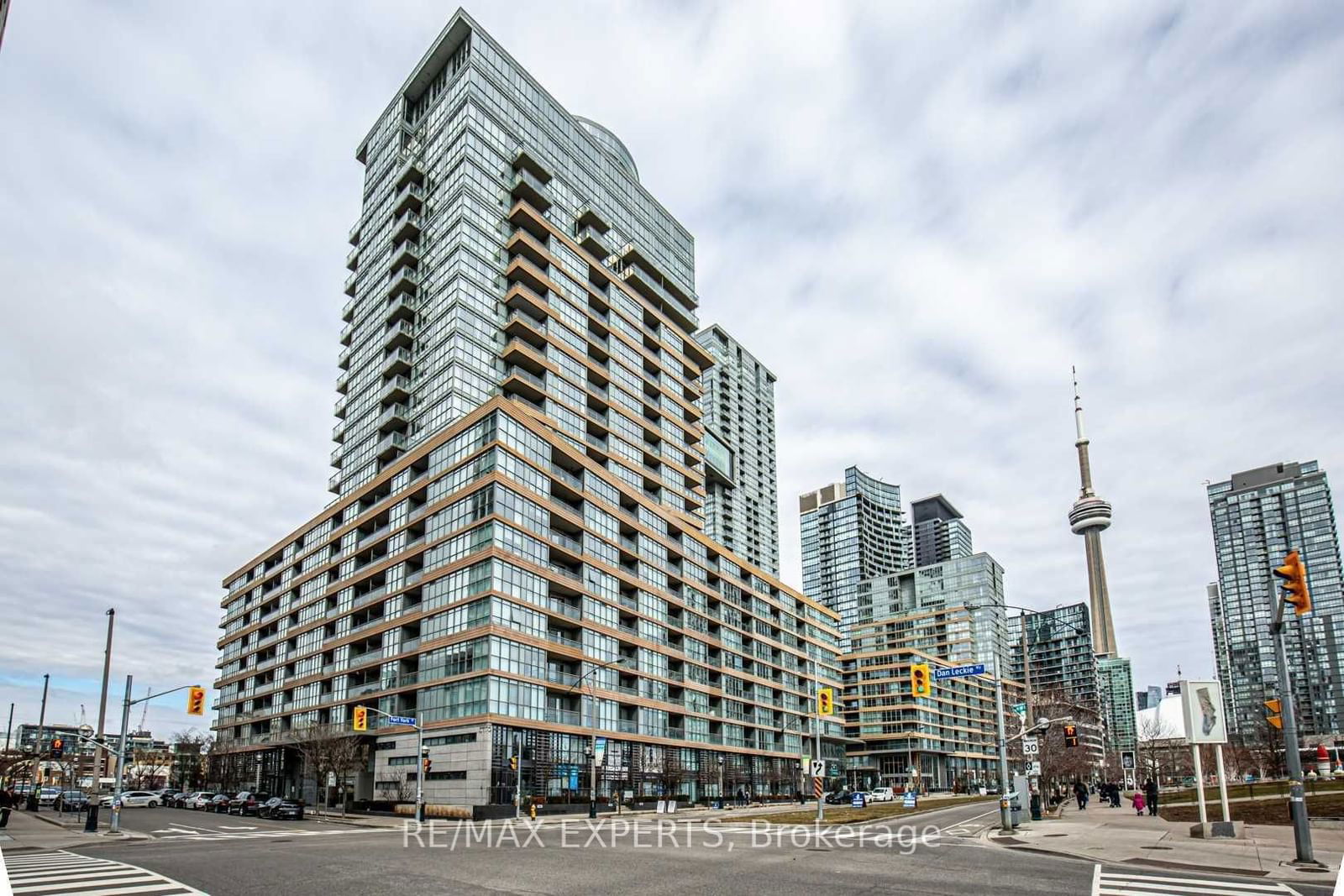 151 Dan Leckie Way, unit 1505 for rent