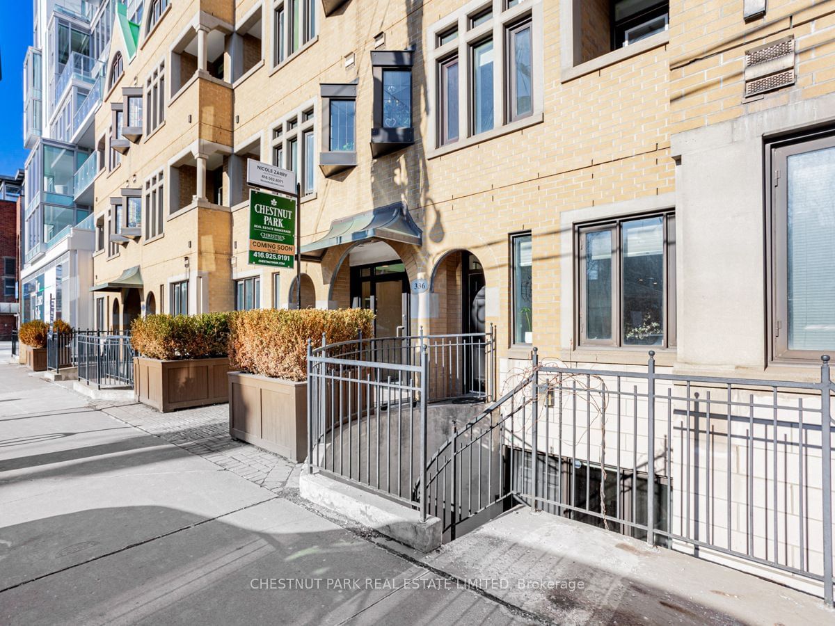 336 Davenport Rd, unit 101 for sale - image #1