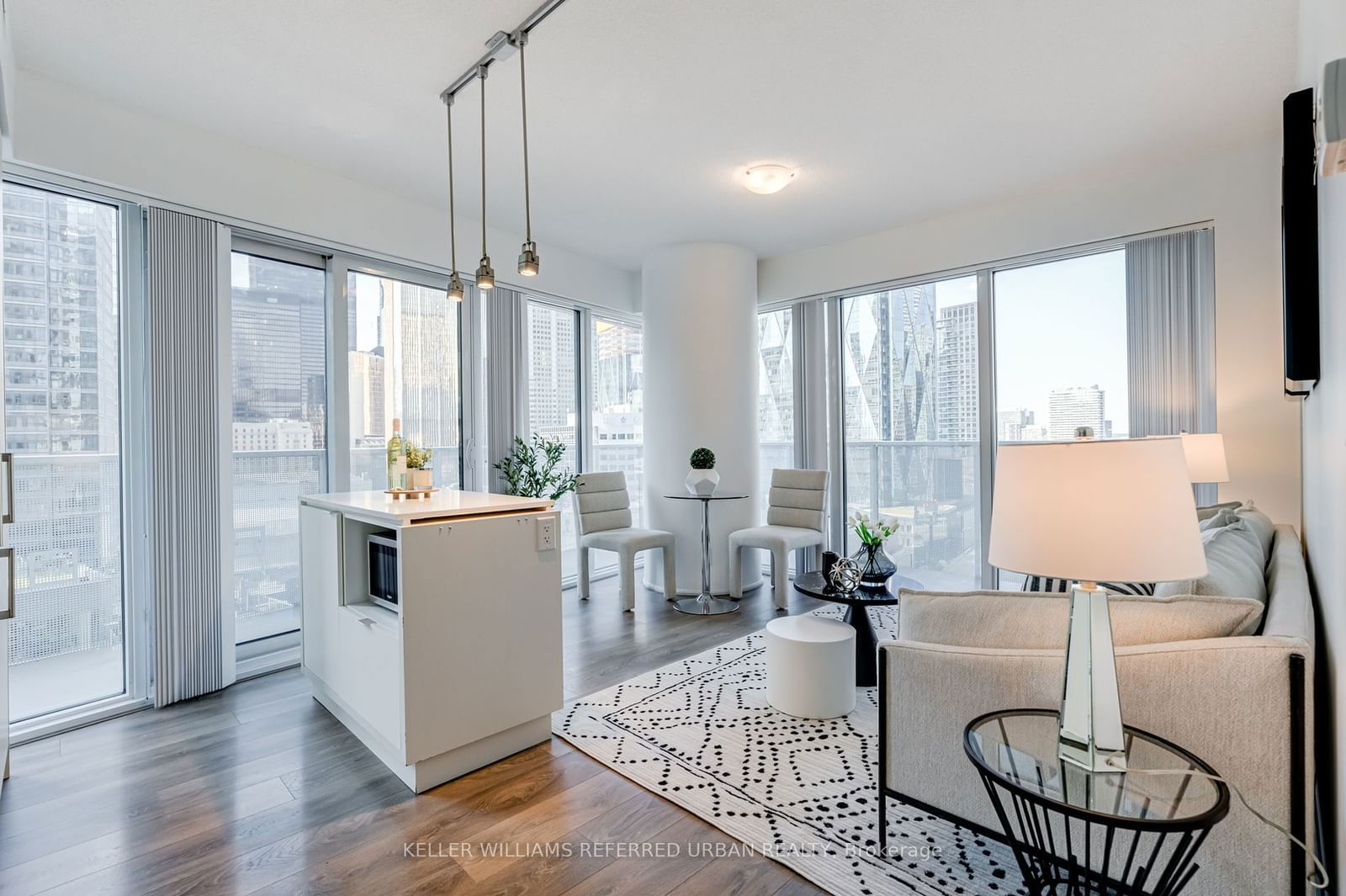 100 Harbour St, unit 1604 for sale - image #4