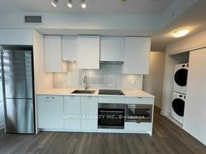 99 Broadway Ave, unit 2809 for rent - image #3