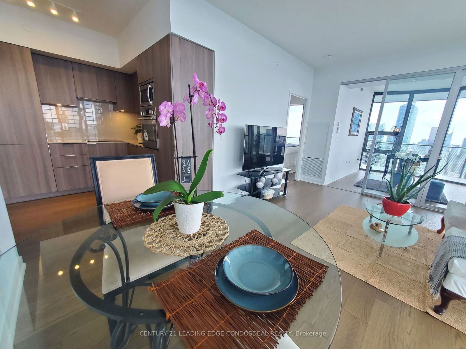 11 Wellesley St W, unit 5905 for sale - image #10