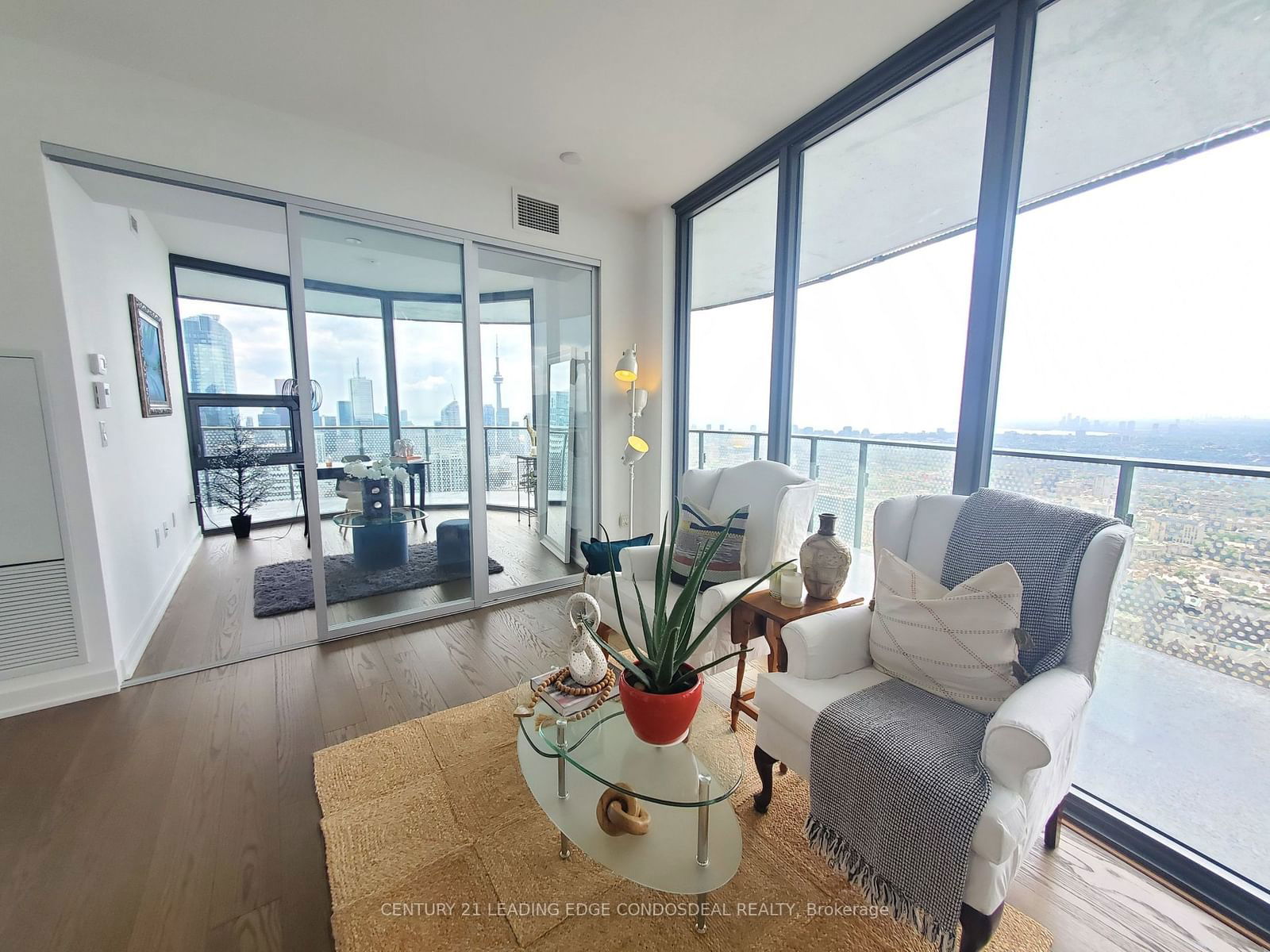 11 Wellesley St W, unit 5905 for sale - image #13