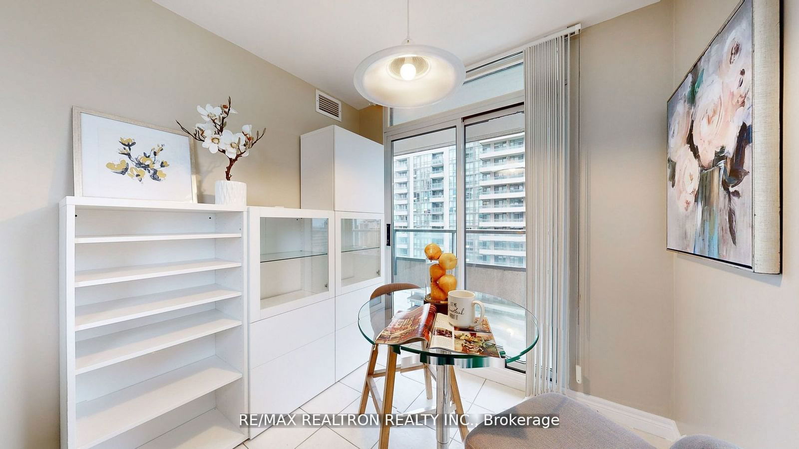 23 Hollywood Ave, unit 1708 for sale - image #13