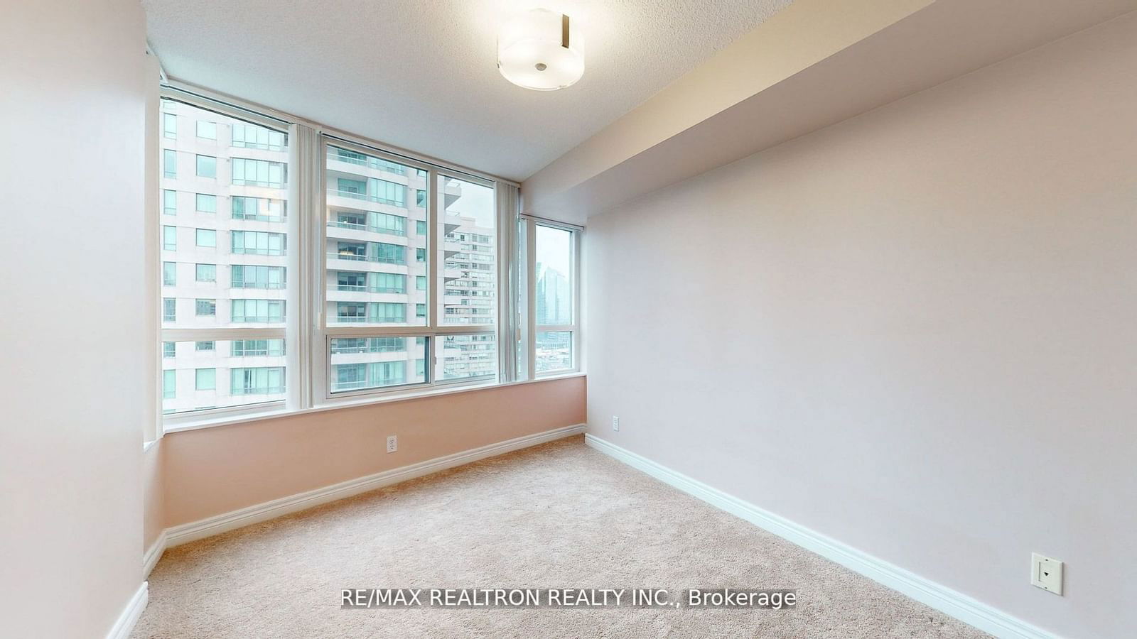 23 Hollywood Ave, unit 1708 for sale - image #19