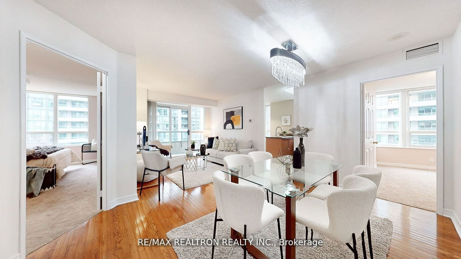 23 Hollywood Ave, unit 1708 for sale - image #2