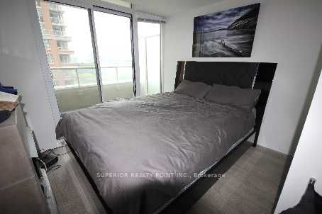 75 East Liberty St, unit 902 for sale - image #6