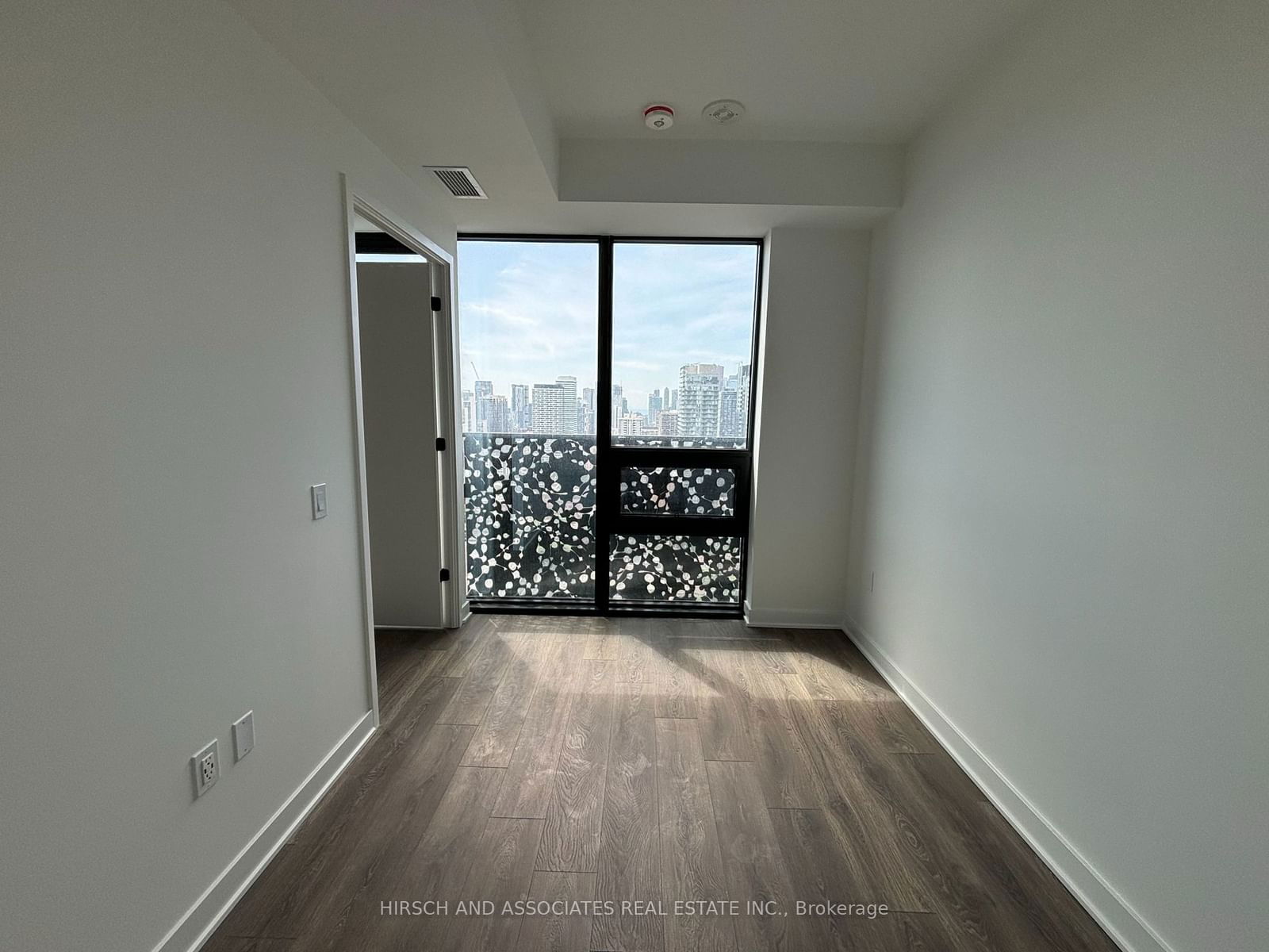 55 Charles St E, unit 2704 for rent