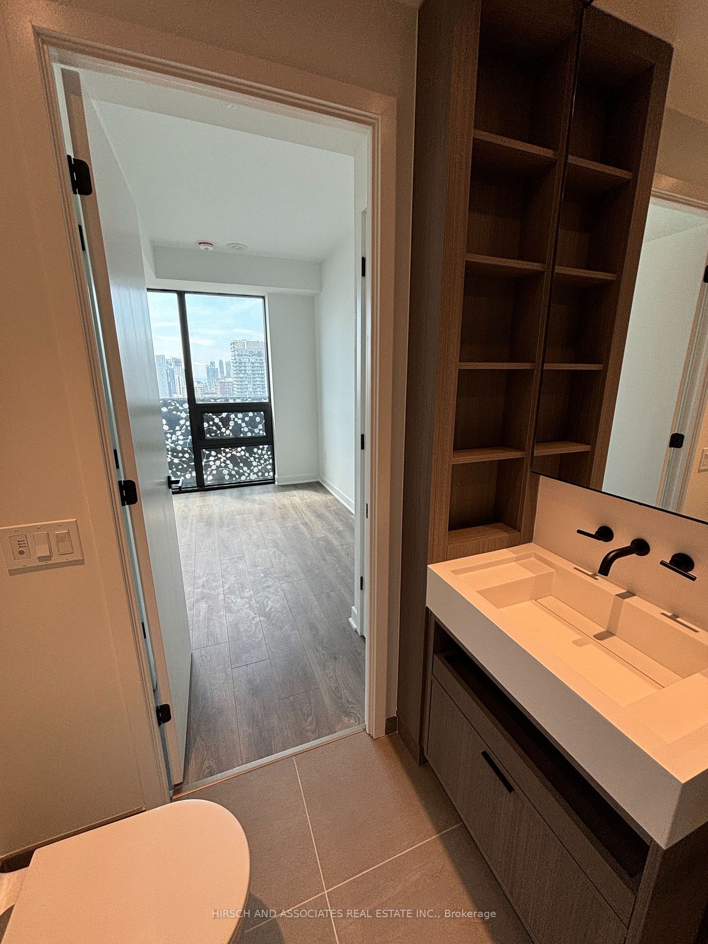 55 Charles St E, unit 2704 for rent - image #27