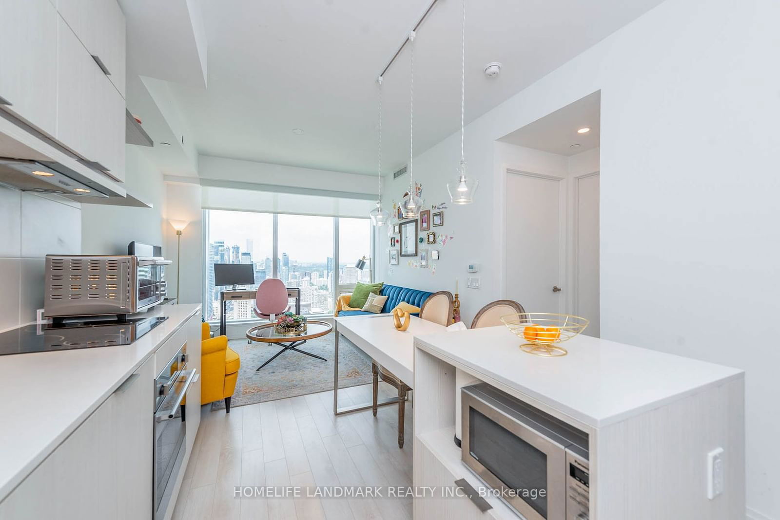 197 Yonge St, unit 4801 for sale - image #7