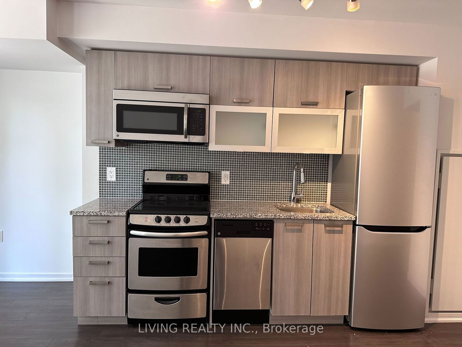 36 Lisgar St, unit 206 for sale - image #3