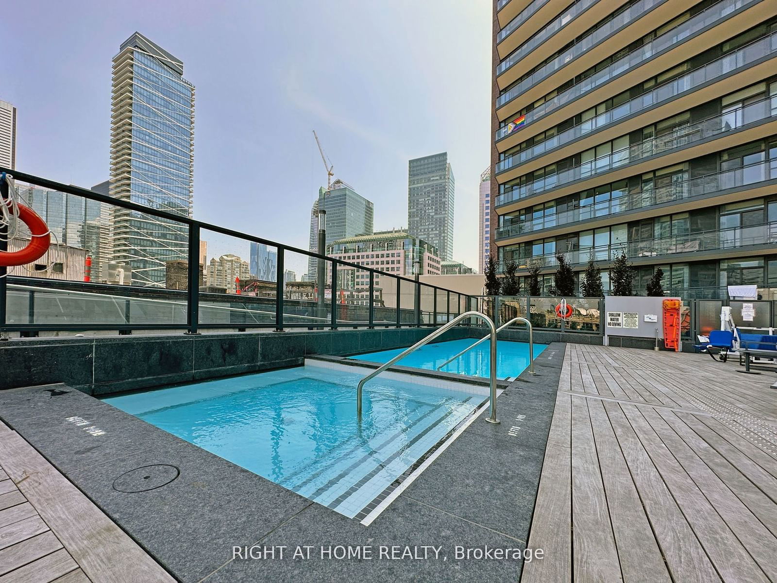 99 JOHN St, unit 301 for sale