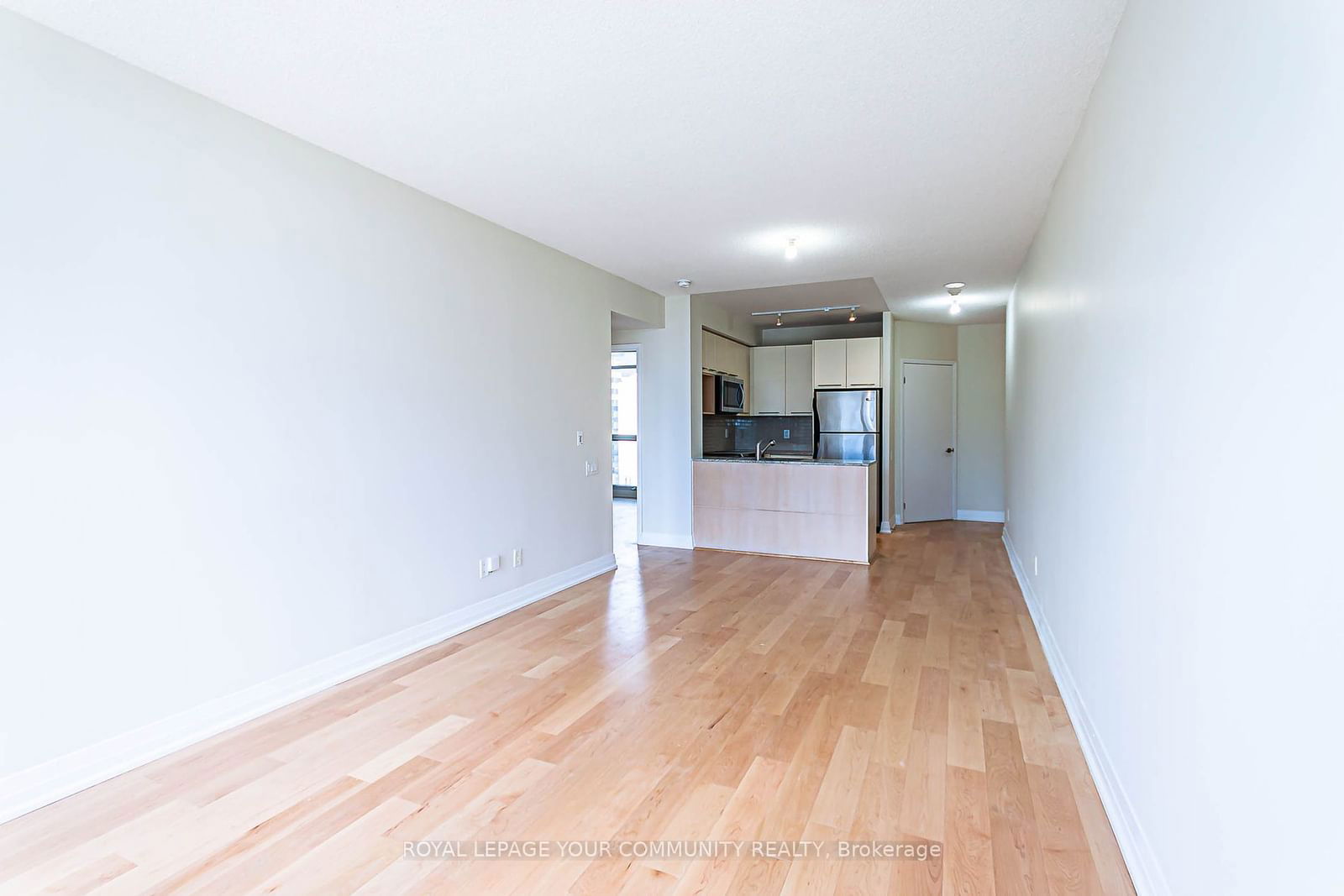 21 Carlton St, unit 2110 for rent - image #8