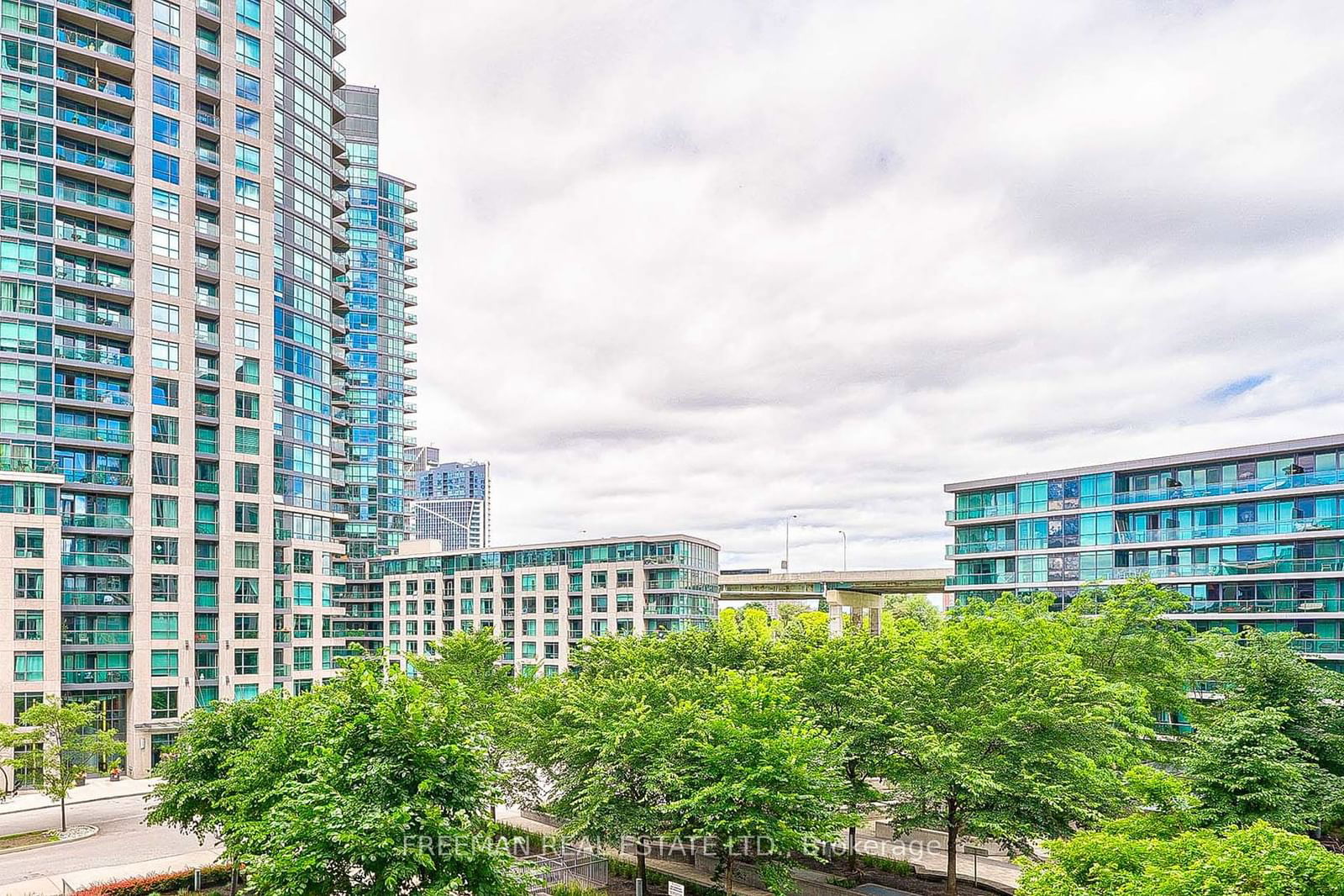 215 Fort York Blvd, unit 417 for sale - image #17