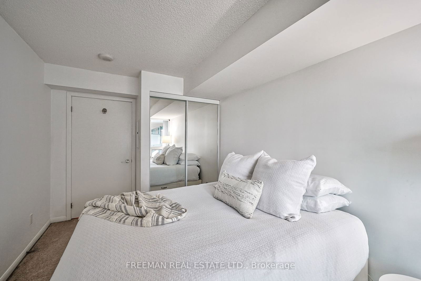 215 Fort York Blvd, unit 417 for sale - image #21