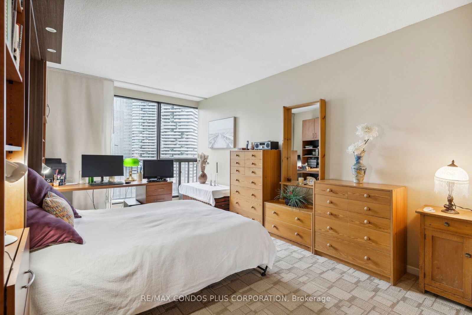 33 HARBOUR Sq, unit 2028 for sale - image #12