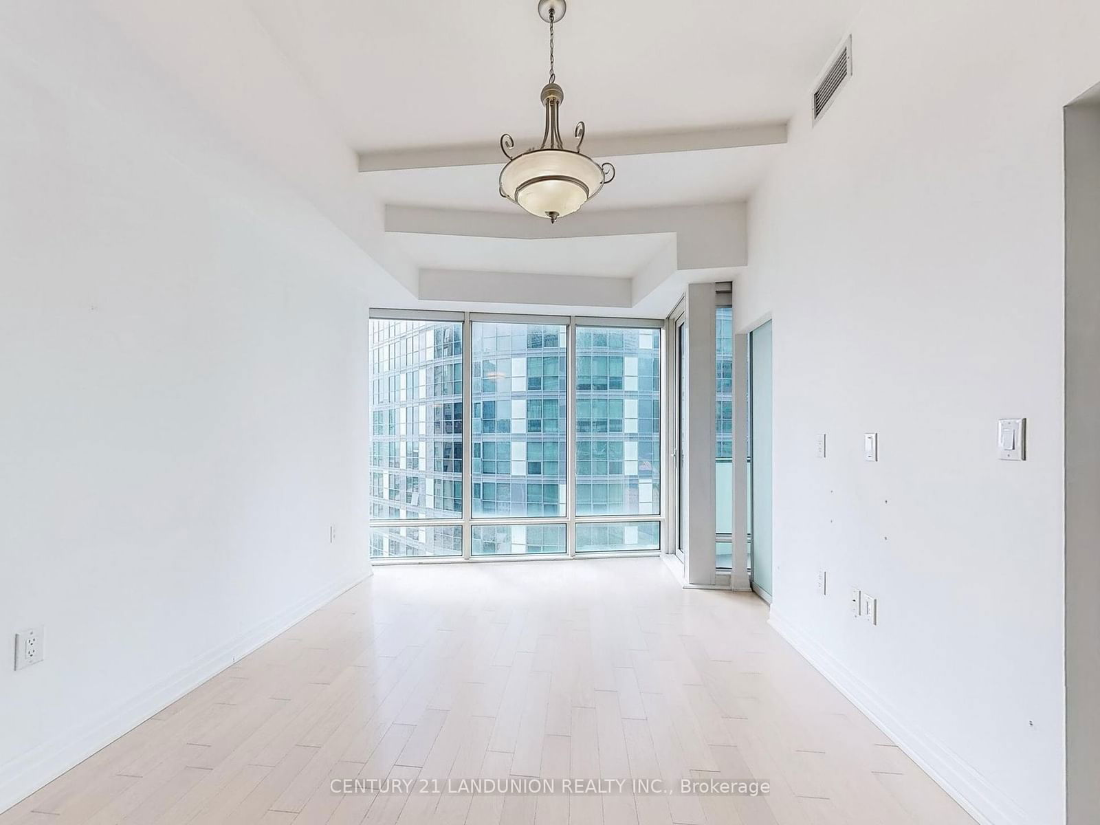 8 The Esplanade, unit 2112 for rent - image #10