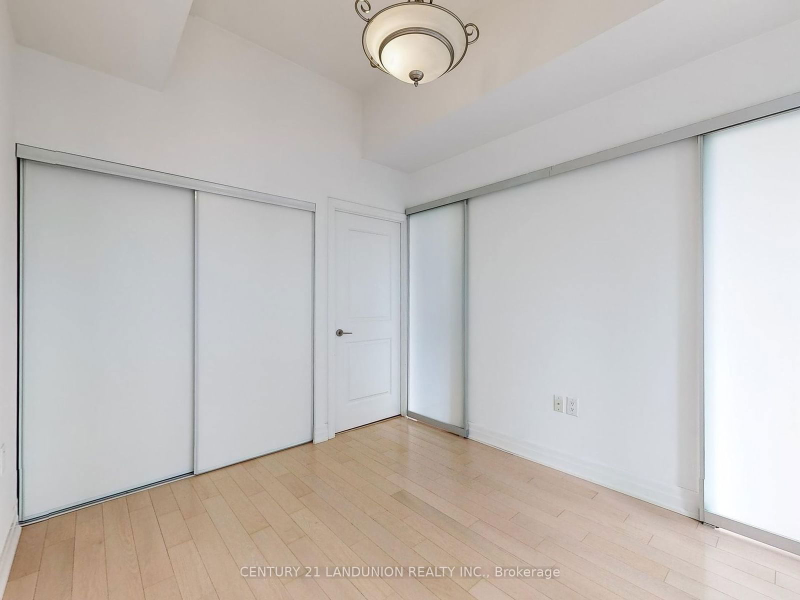 8 The Esplanade, unit 2112 for rent - image #14