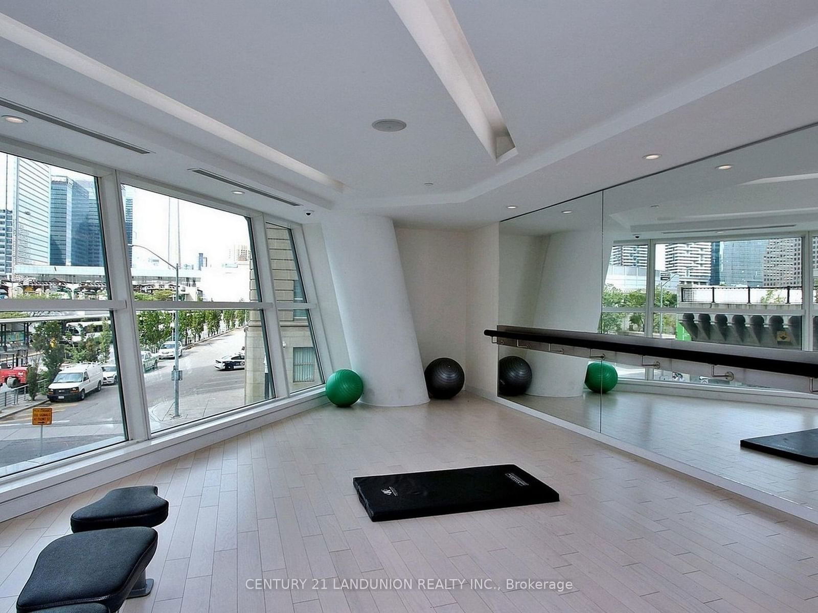 8 The Esplanade, unit 2112 for rent - image #31