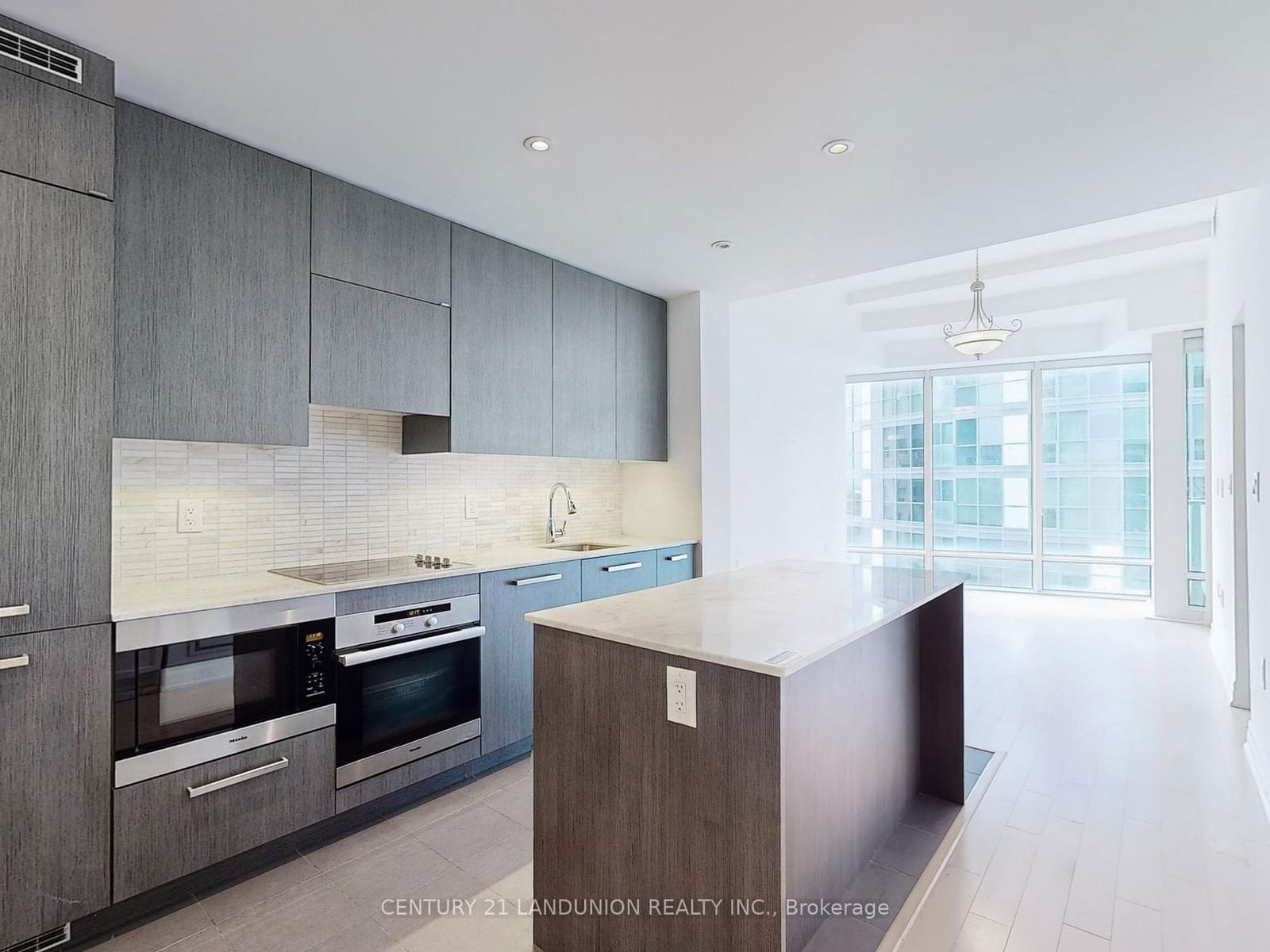 8 The Esplanade, unit 2112 for rent - image #5