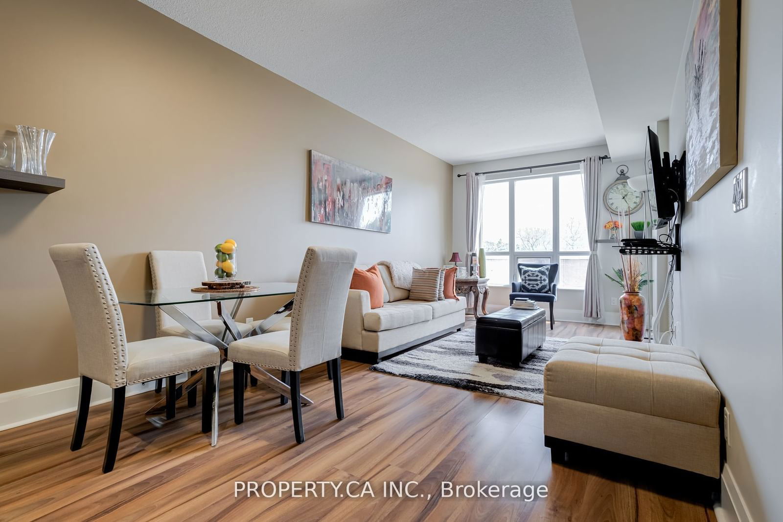 100 Harrison Gdns, unit 205 for sale - image #15