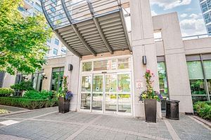 28 Harrison Garden Blvd, unit 603 for sale - image #3