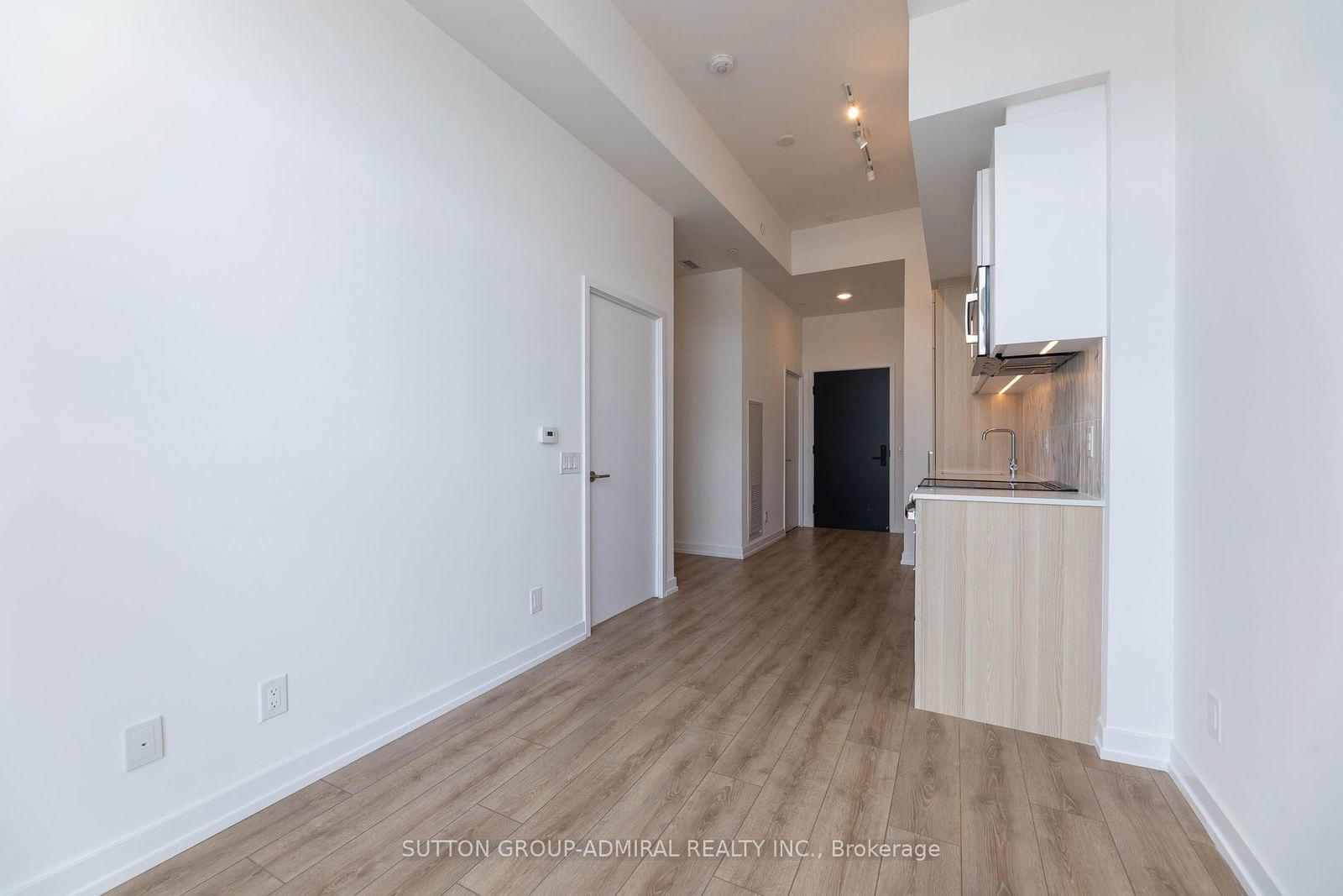 500 Dupont St, unit 808 for sale - image #17