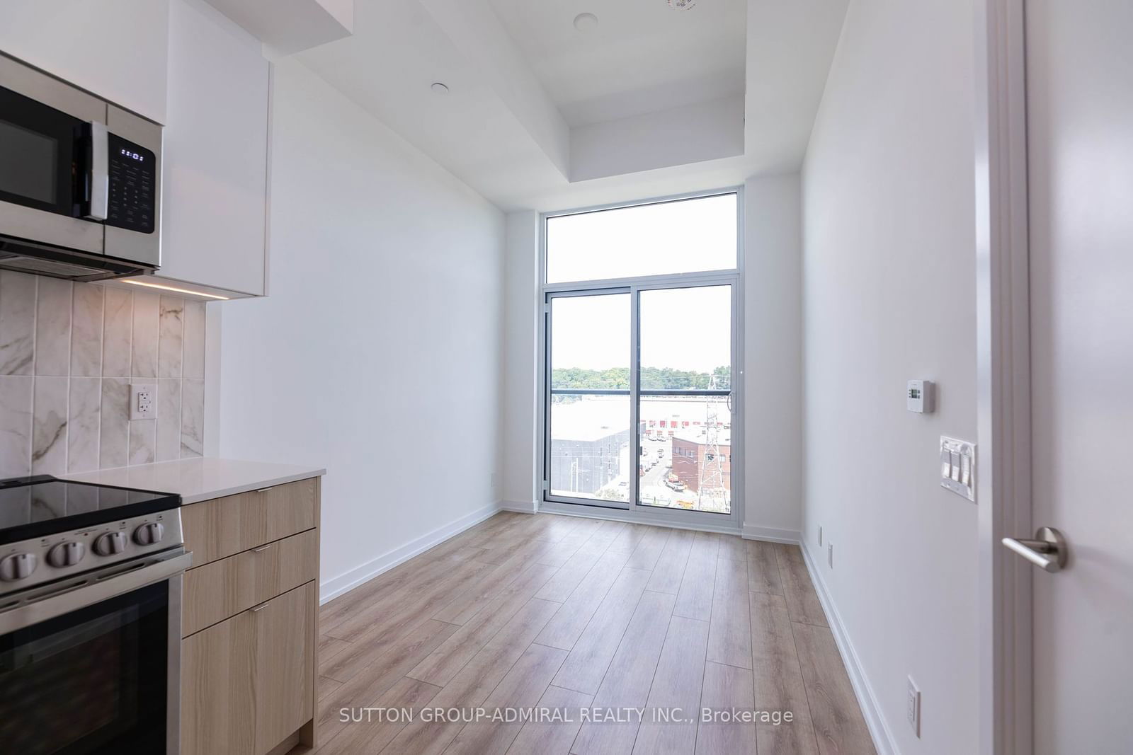 500 Dupont St, unit 808 for sale - image #20