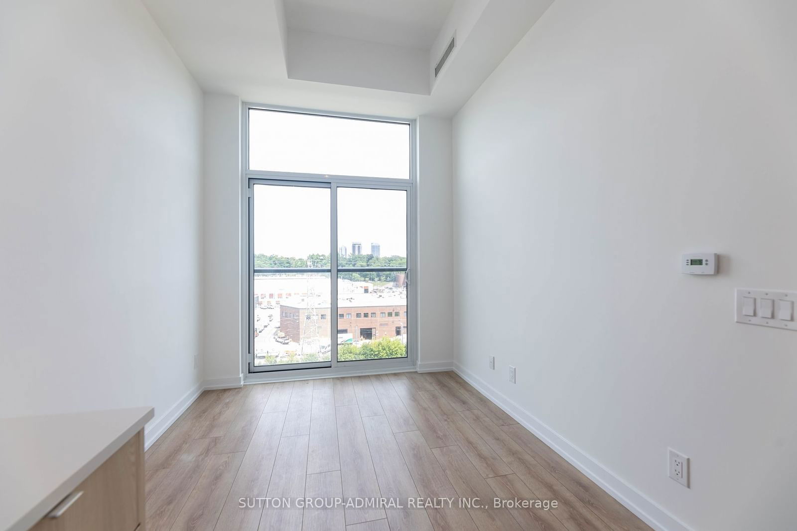 500 Dupont St, unit 808 for sale - image #21