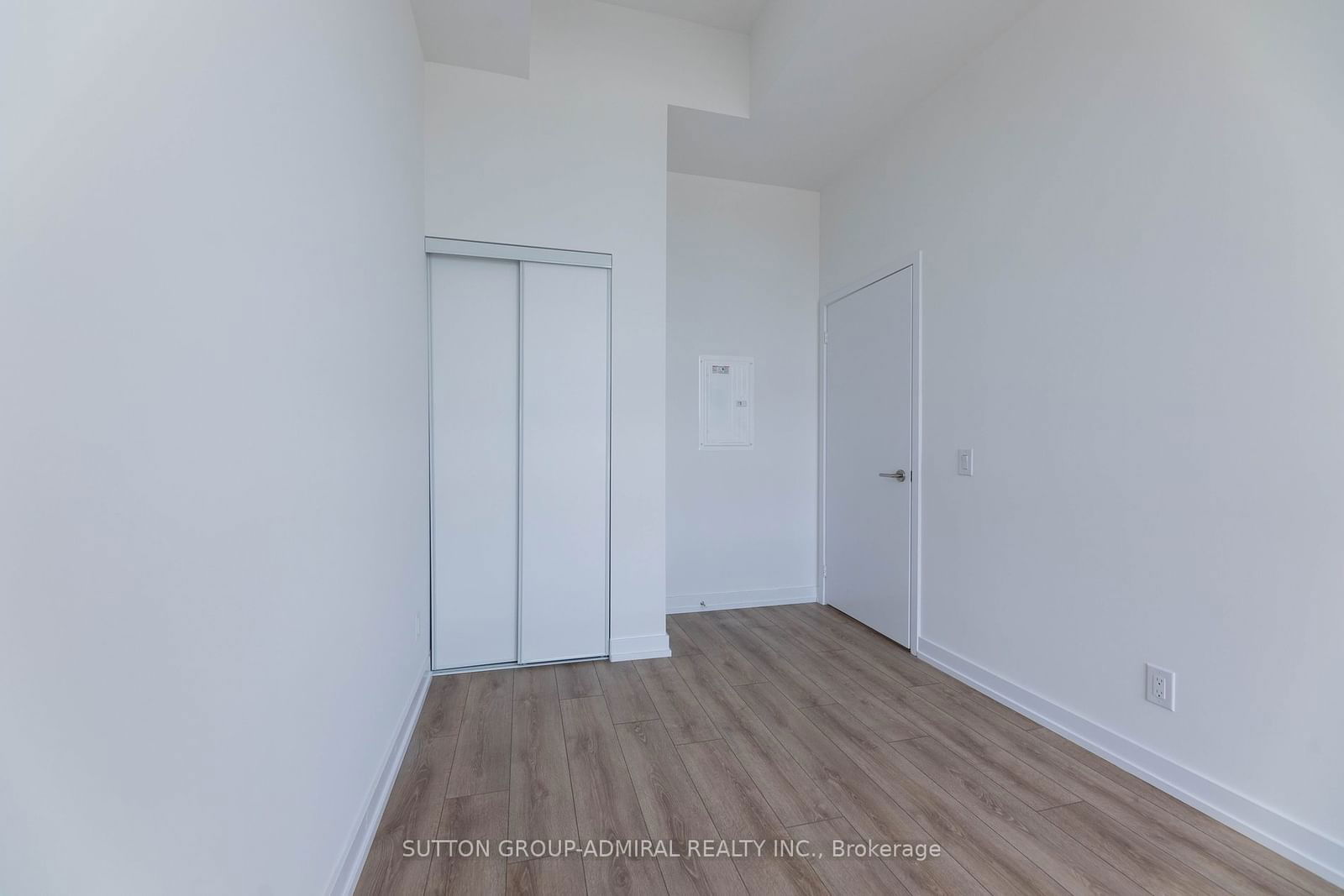 500 Dupont St, unit 808 for sale - image #23