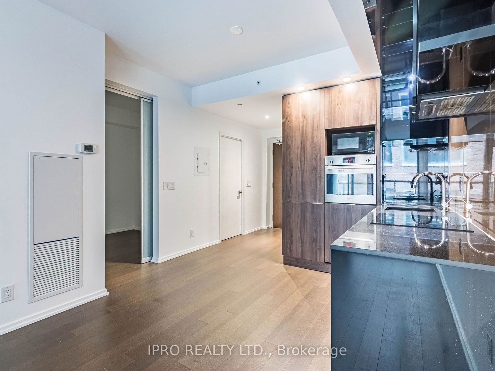 70 Temperance St, unit 1107 for sale - image #11