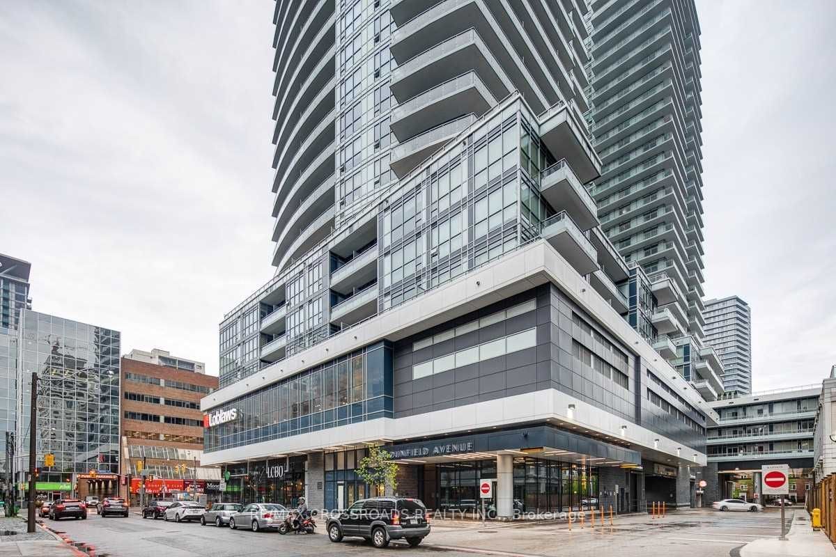 89 Dunfield Ave, unit 804 for sale - image #2