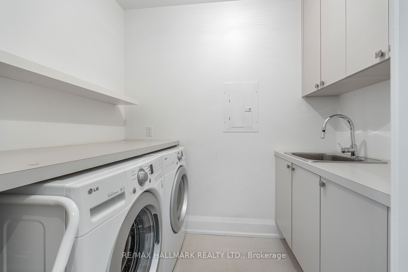 88 Davenport Rd, unit 308 for rent - image #22