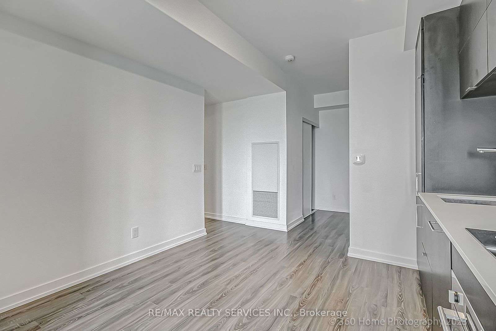 20 Edward St, unit 1719 for sale - image #10