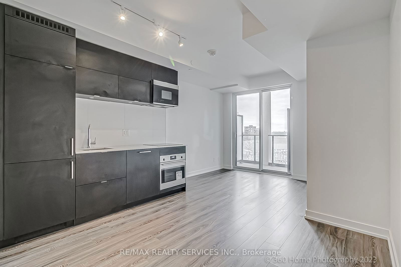 20 Edward St, unit 1719 for sale - image #4