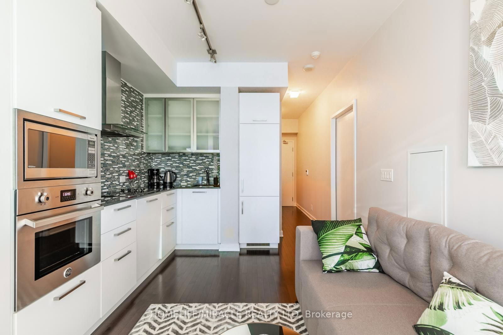 14 York St, unit 3309 for sale - image #10