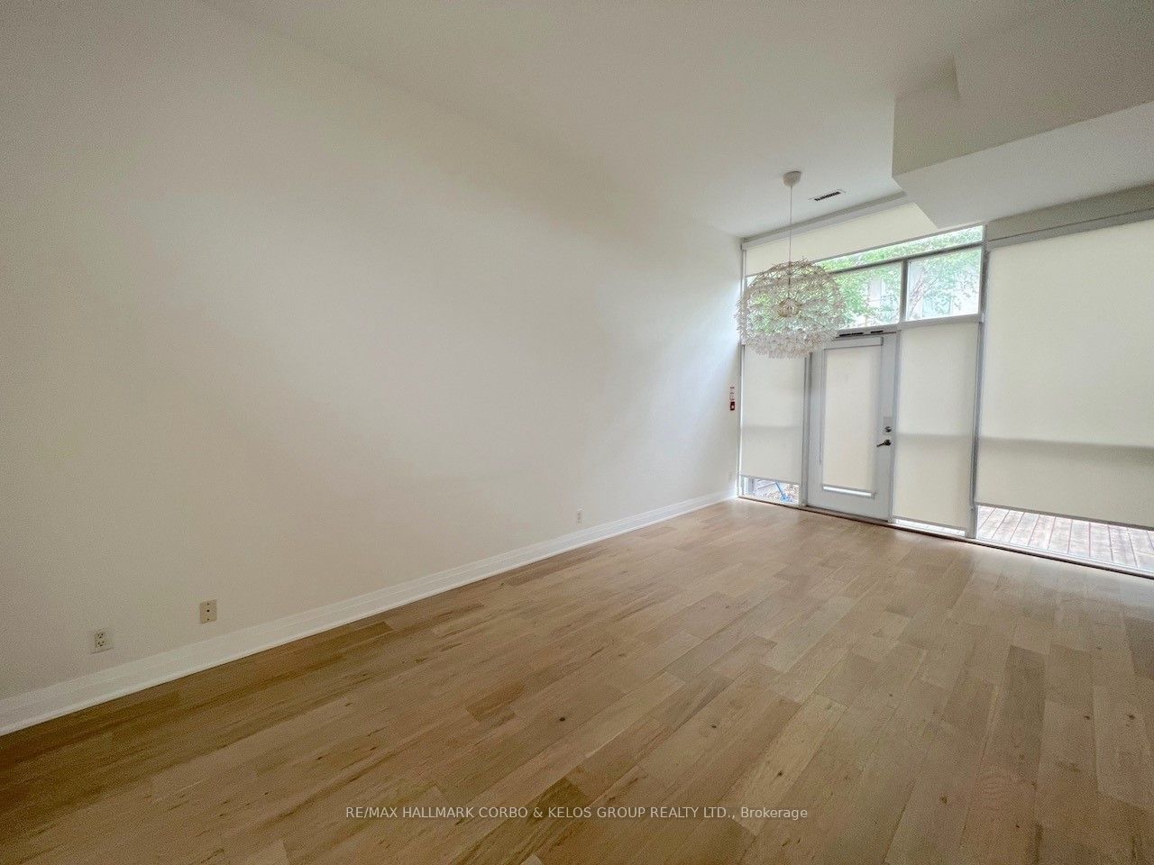 21 Churchill Ave, unit TH 2 for sale - image #3