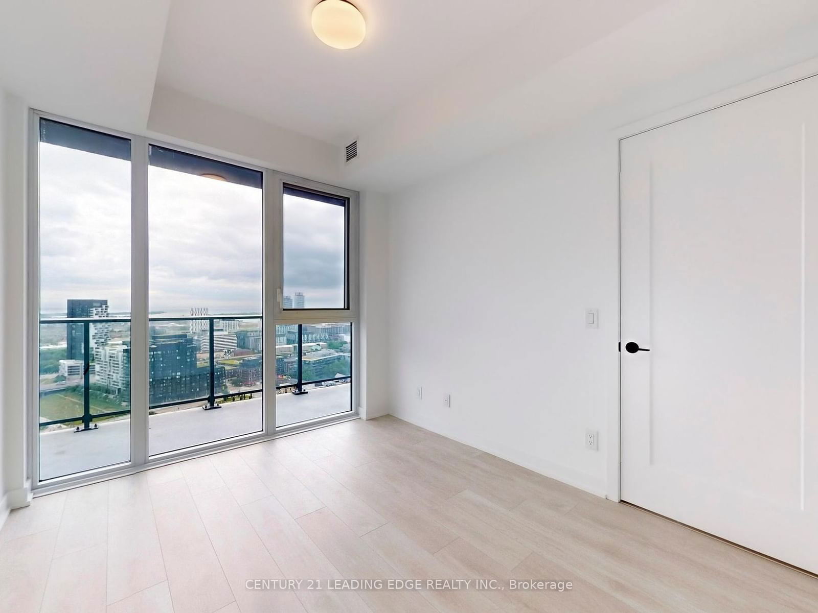 5 Defries St, unit 2903 for sale - image #11