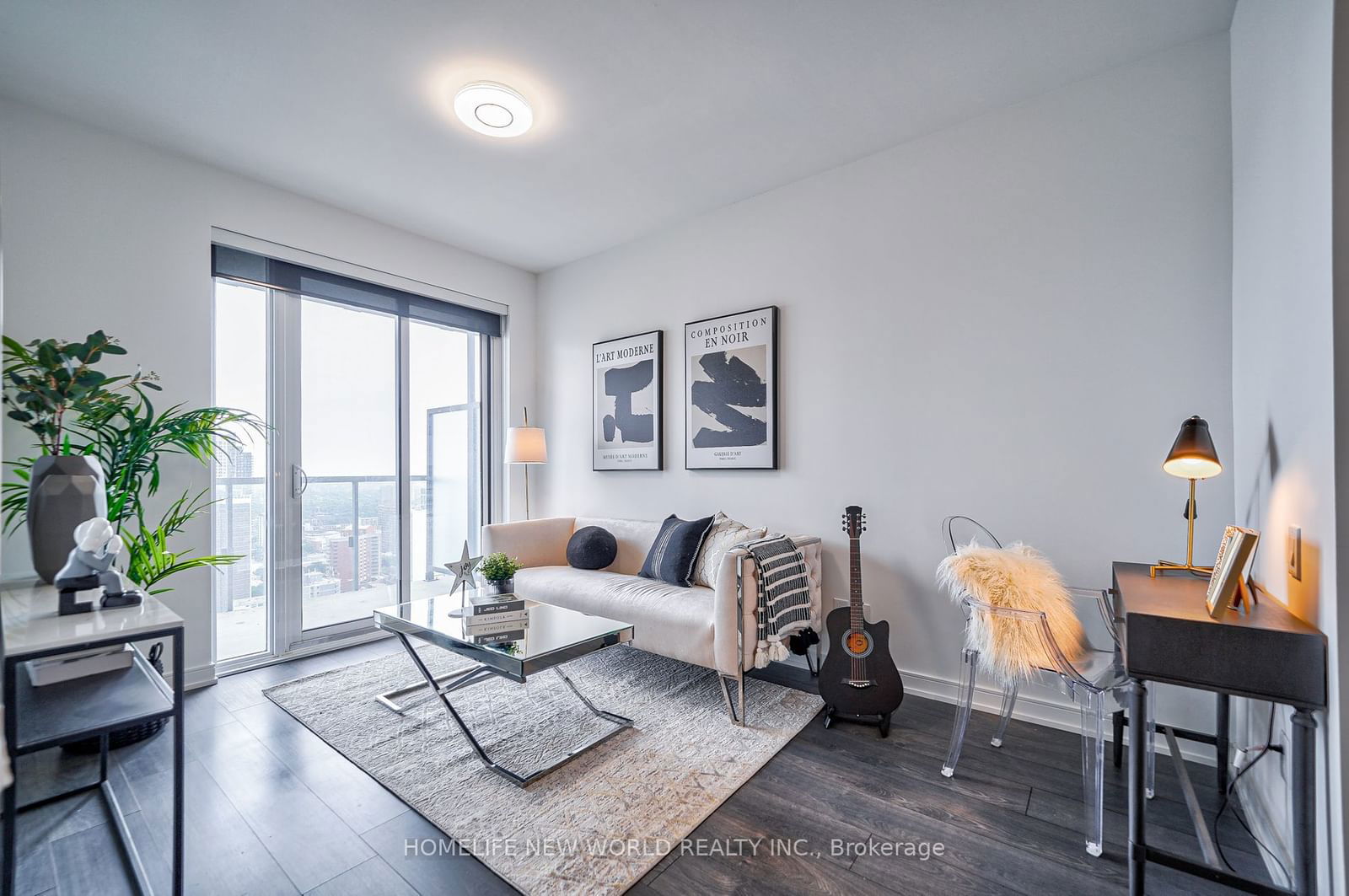 3 Gloucester St, unit 3306 for sale