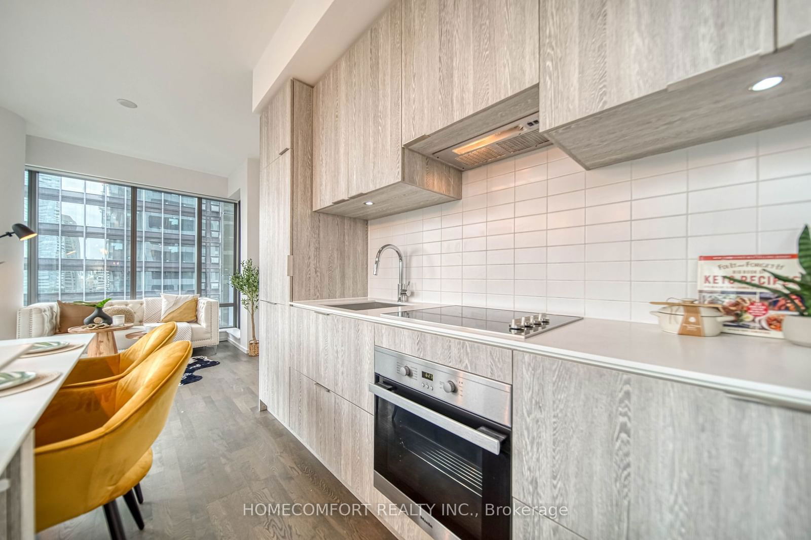 5 St Joseph St, unit 1702 for sale - image #10