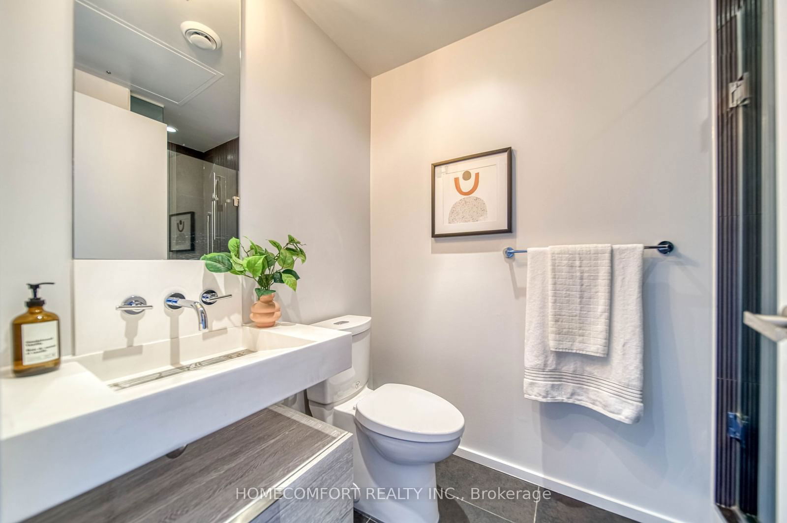 5 St Joseph St, unit 1702 for sale