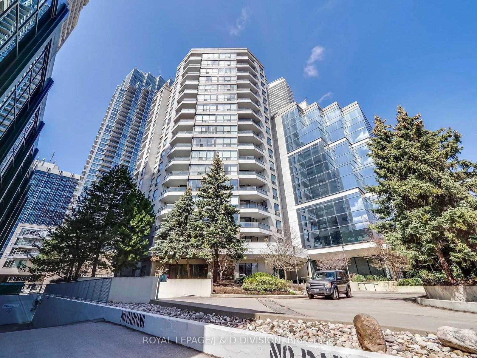 30 Holly St, unit 504 for sale - image #1