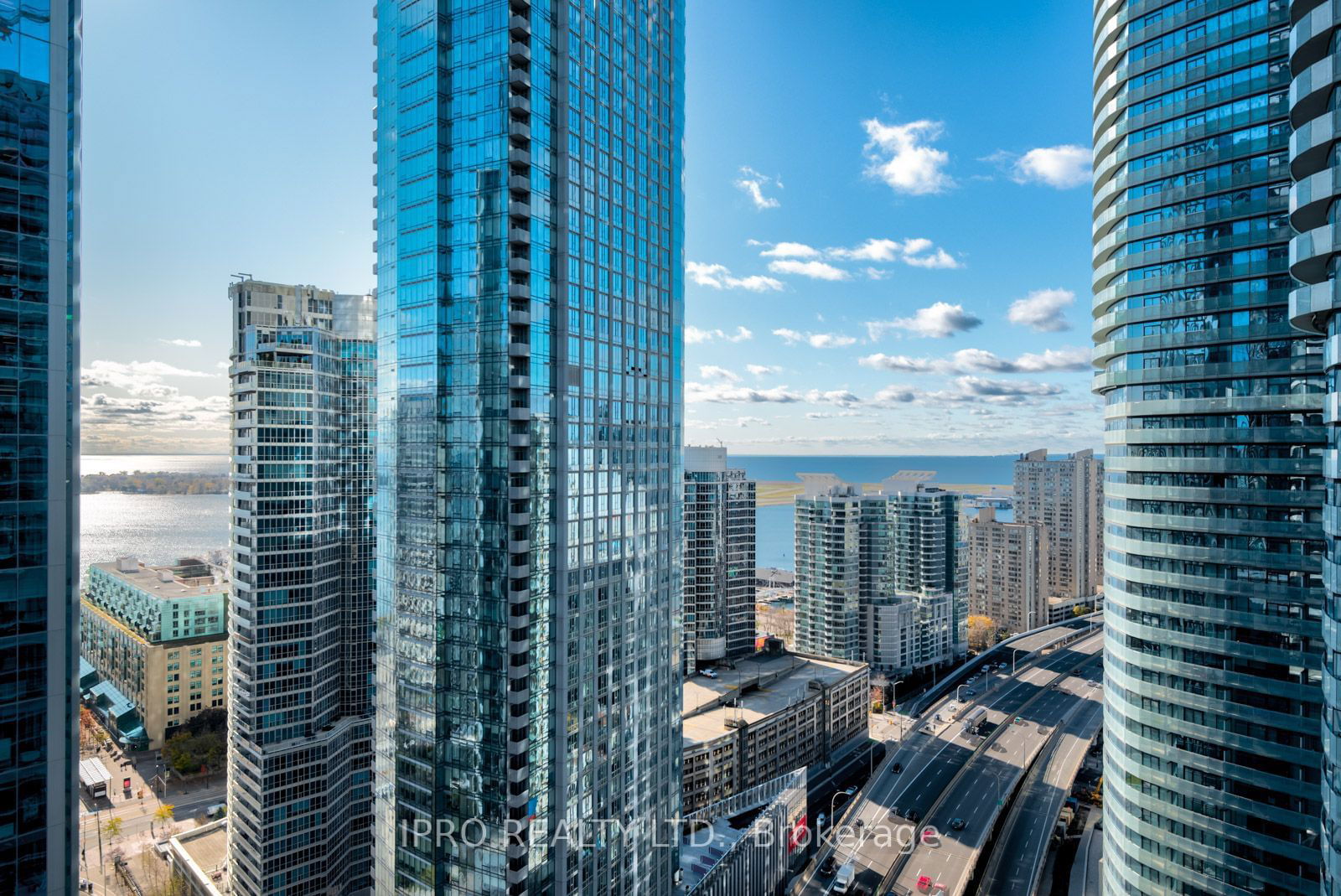 55 Bremner Blvd, unit 2709 for rent - image #2