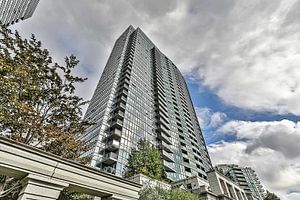 15 Greenview Ave, unit 310 for sale - image #1