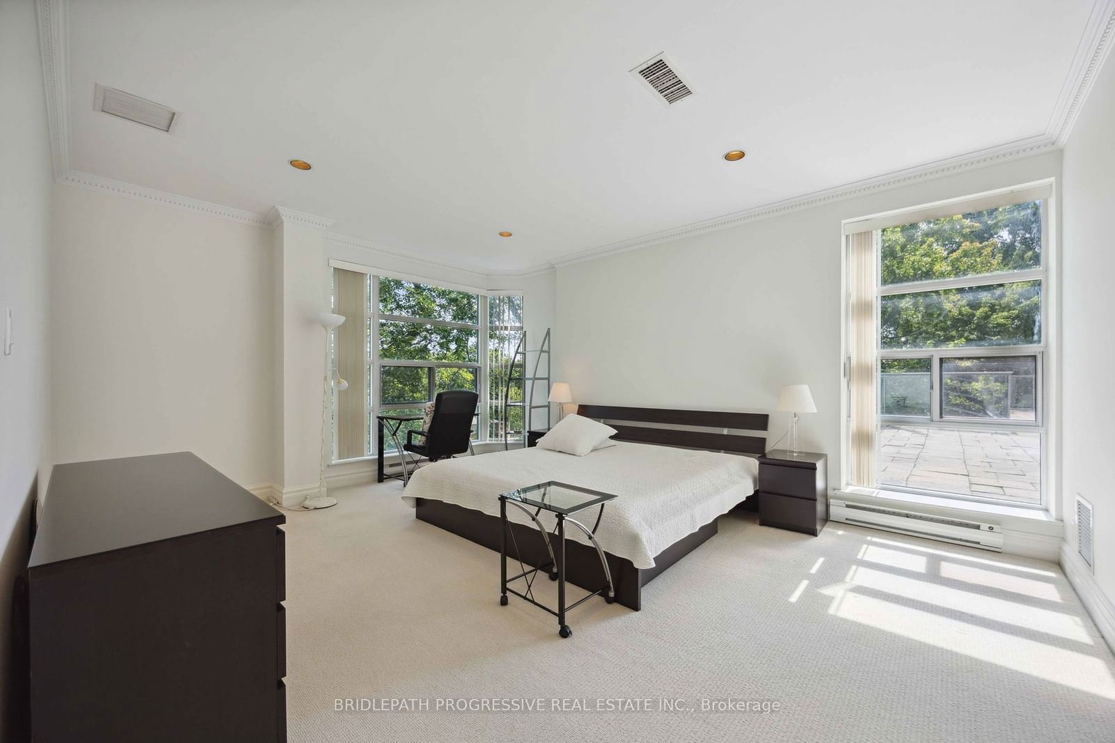 1 Watergarden Way, unit 408 for rent - image #23