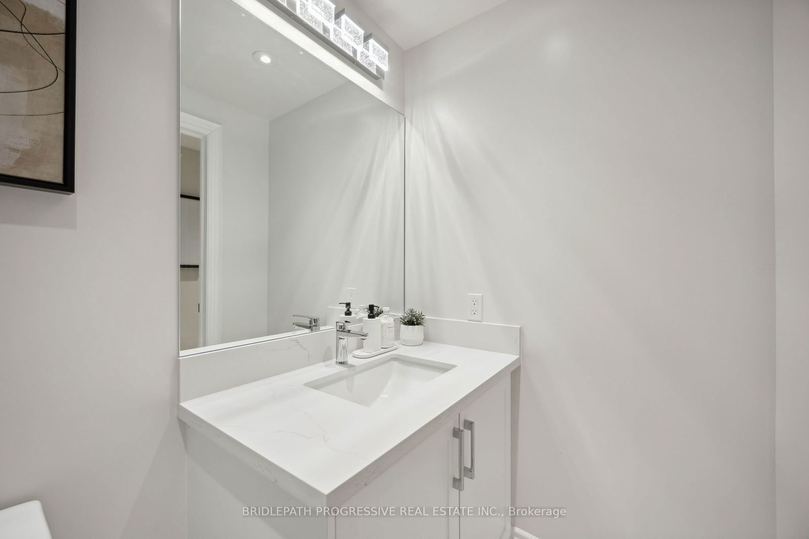 1 Watergarden Way, unit 408 for rent - image #29